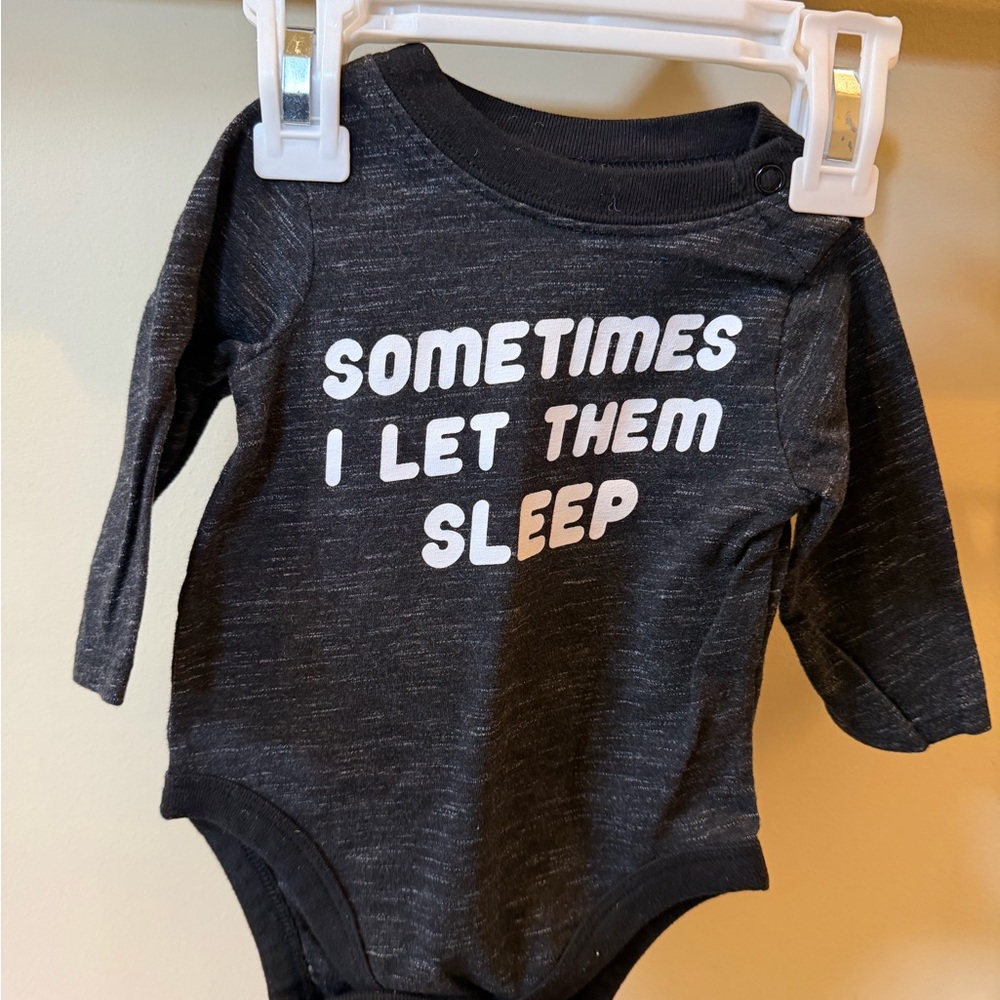 Garanimals Baby Boys One Piece Bodysuit Size 0-3 Months